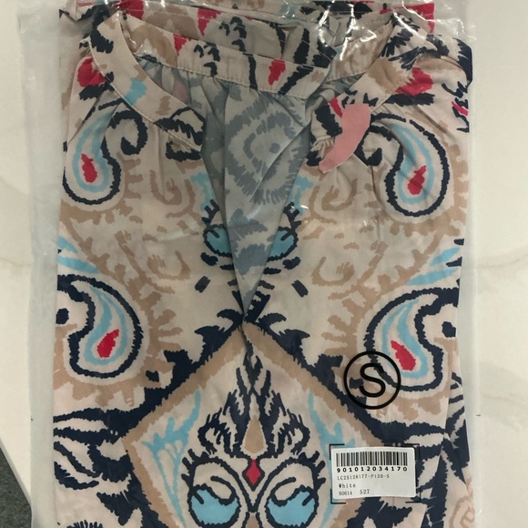 Bohemian Print V-Neck Top - Picture 2 of 6